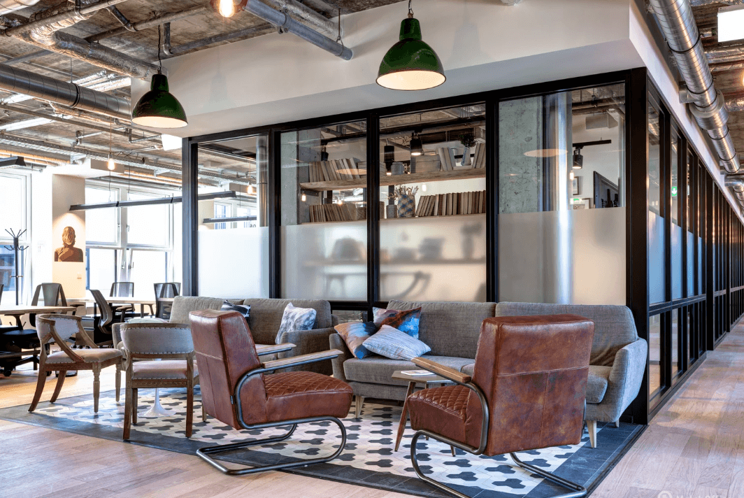 Hong Kong’s Harbor View Premium: Strategic Insights for Businesses in Tsim Sha Tsui 